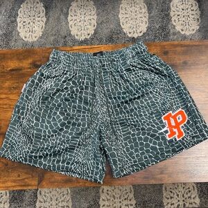 Men’s Inaka Alligator Mesh Shorts — XL